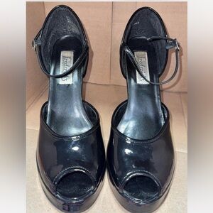 Frederick's of Hollywood Black Patent Heels peep toe 8.5